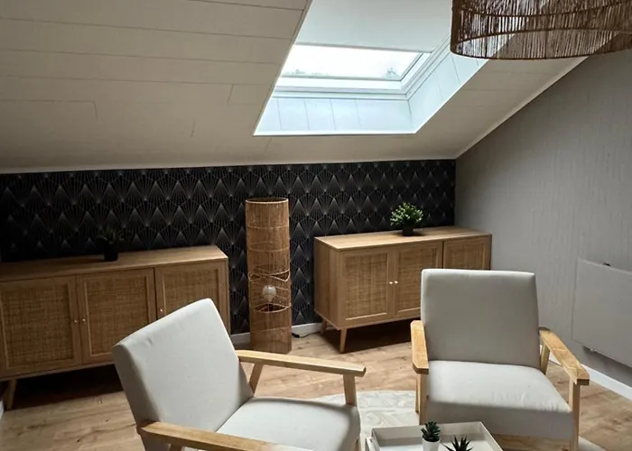 Neu Renovierte Suseria 公寓