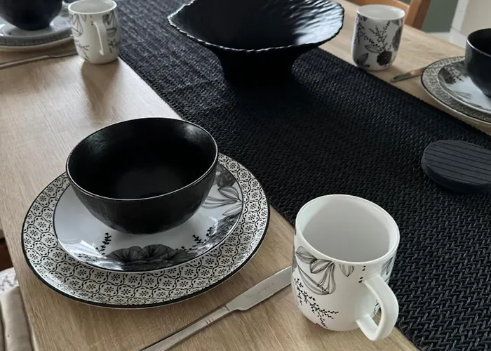 Neu Renovierte Suseria 公寓